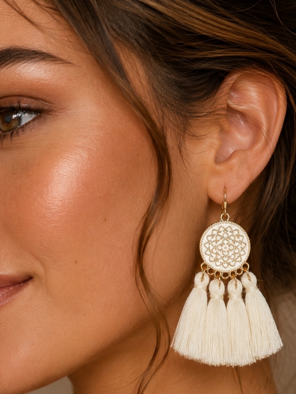 White / Gold Oil-drip tassel earrings